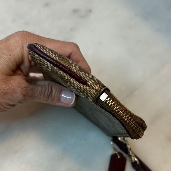 Coach Wristlet Bag Purse signature logo coated canvas striped wristlet - Picture 7 of 15